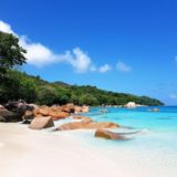 Spiaggia e mare alle Seychelles